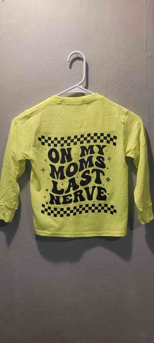 kids shirt - Webster City, Iowa - FleaMarketBay