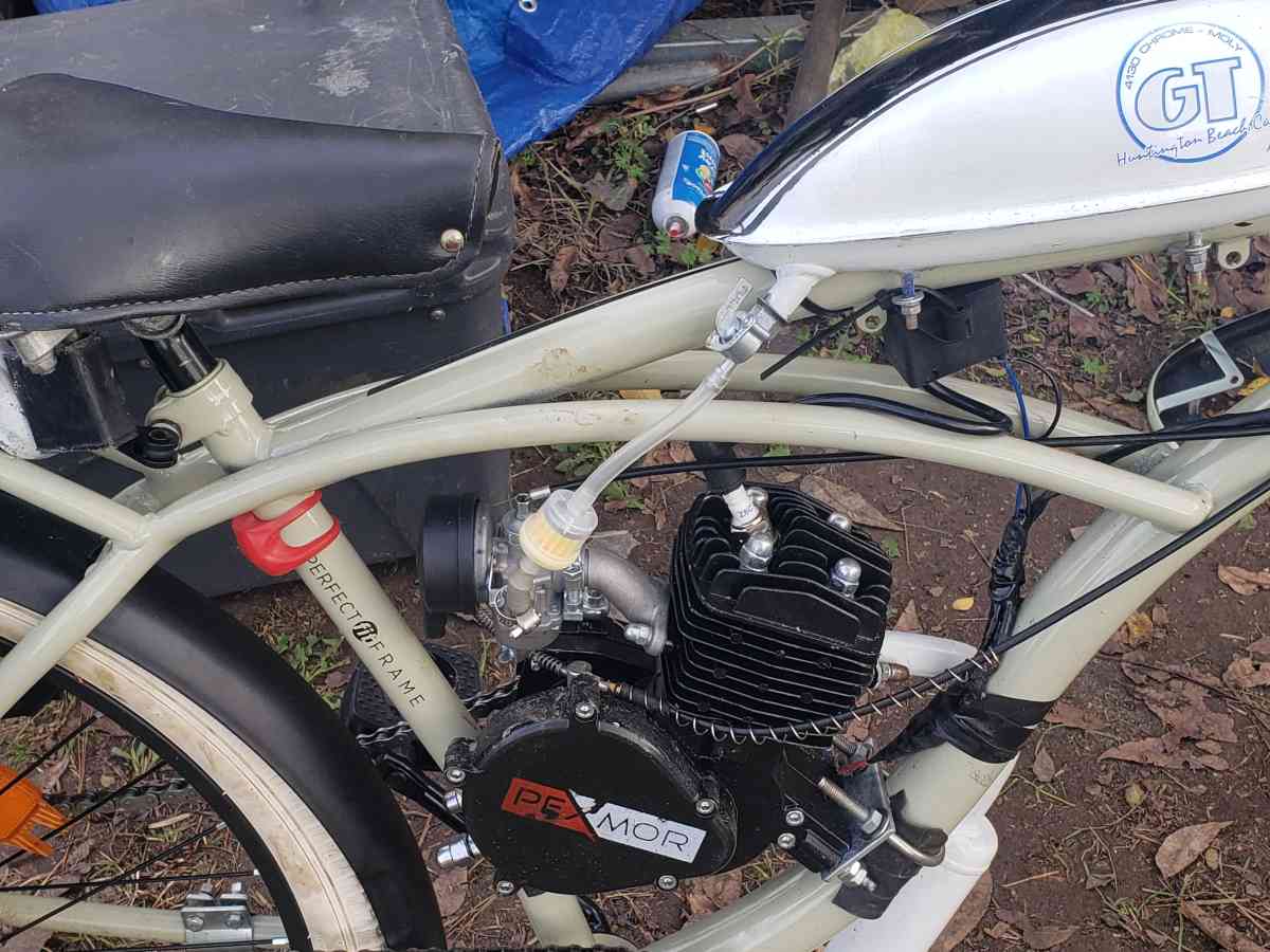 brand new Huffy 26 DeluxePK 80 Wildcat motorized bike - Hattiesburg, Mississippi - FleaMarketBay