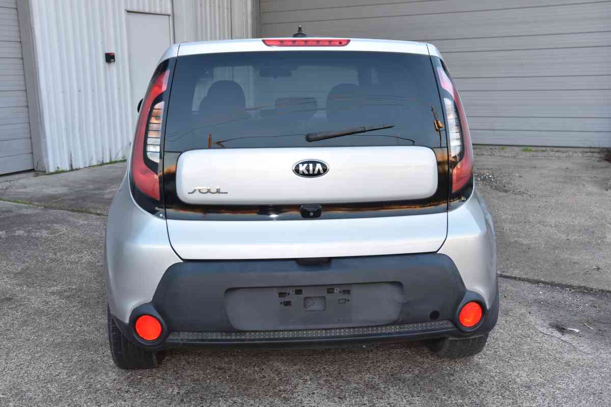 2016  Kia Soul Wagan - Baytown, Texas - FleaMarketBay