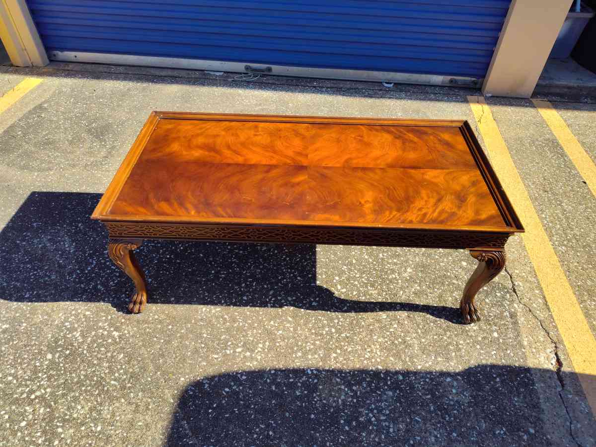 Baker Furniture Coffee Table - Bacliff, Texas - FleaMarketBay