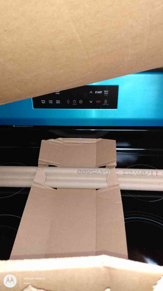 Frigidaire electric range stove and Dishwasher