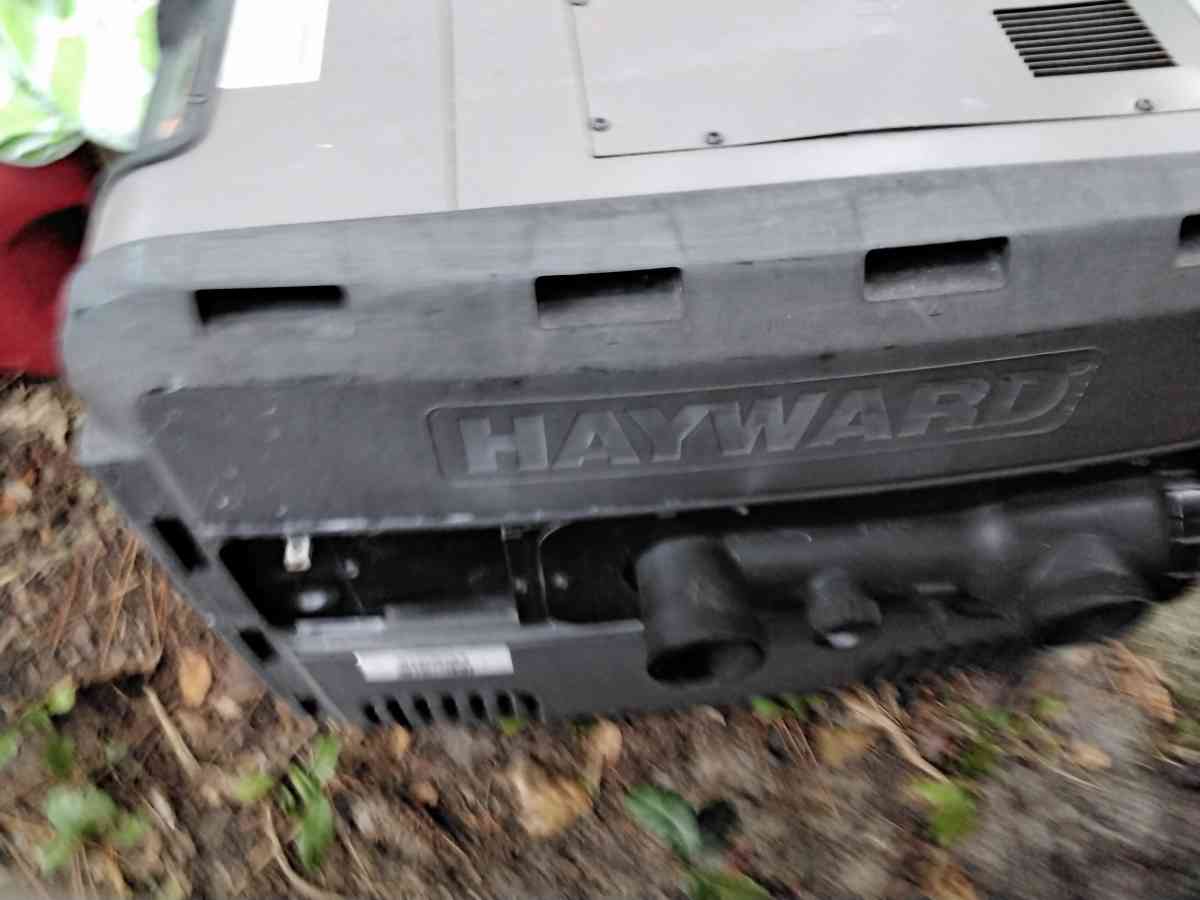 haywardpool heater w pump and  filter - Clearwater, Florida - FleaMarketBay