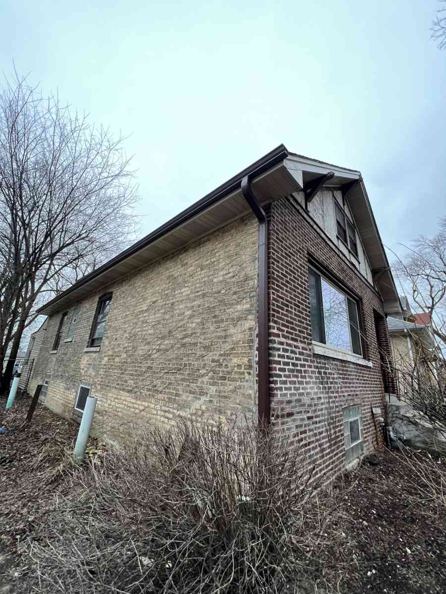 soffit facia gutter - Bolingbrook, Illinois - FleaMarketBay