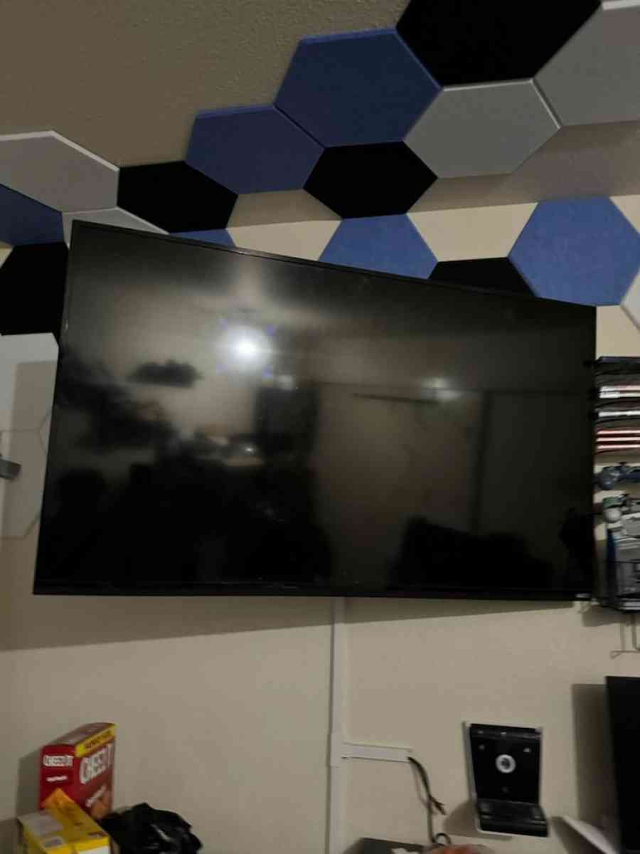 55inch flat screen smart tv - Stockton, California
