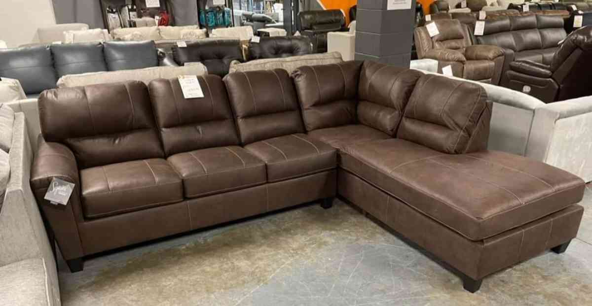 Brown Leather Raf Sectional seccional couch - Arlington, Texas