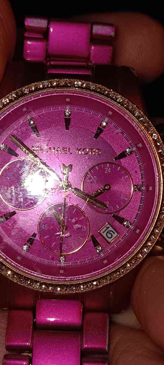 Michael kors pink watch - Corryton, Tennessee - FleaMarketBay
