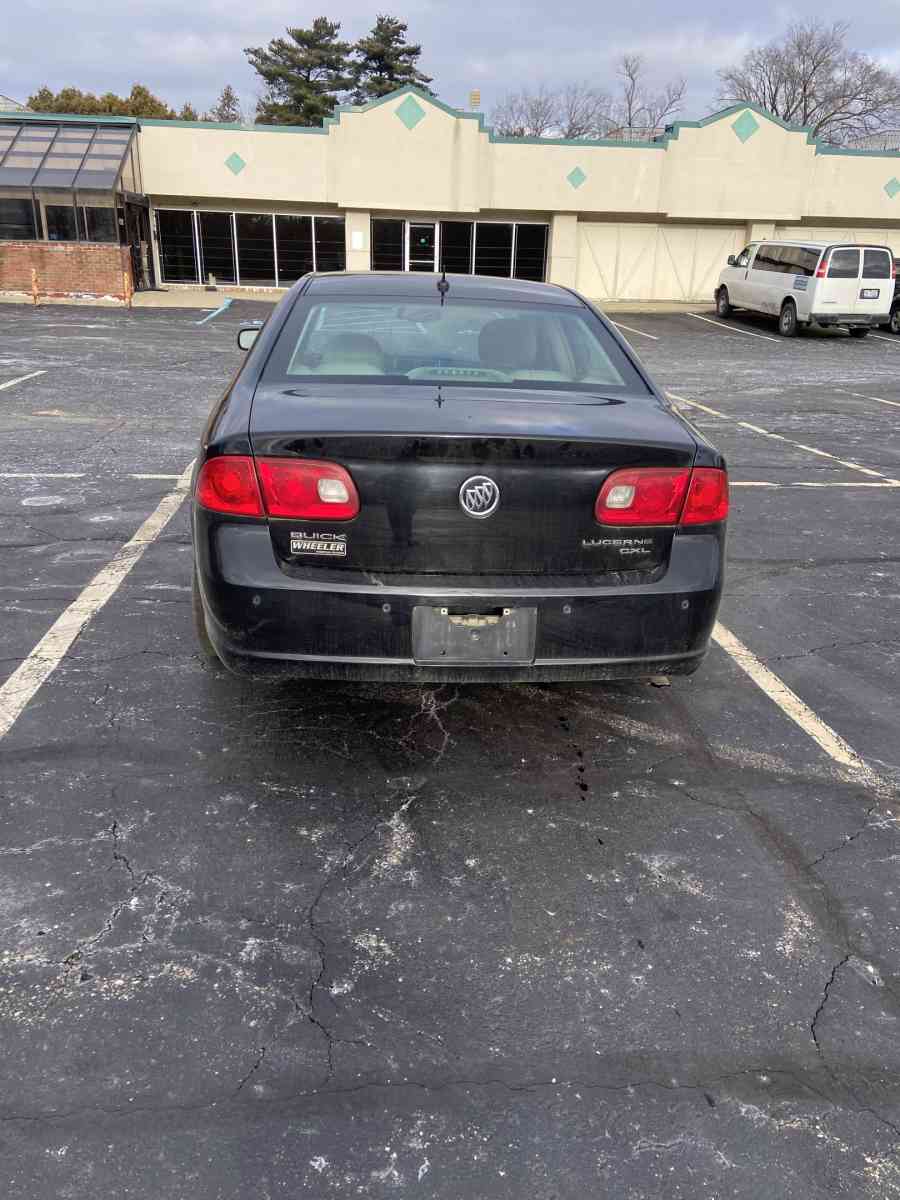 2008 Buick Lucrene - Flint, Michigan - FleaMarketBay