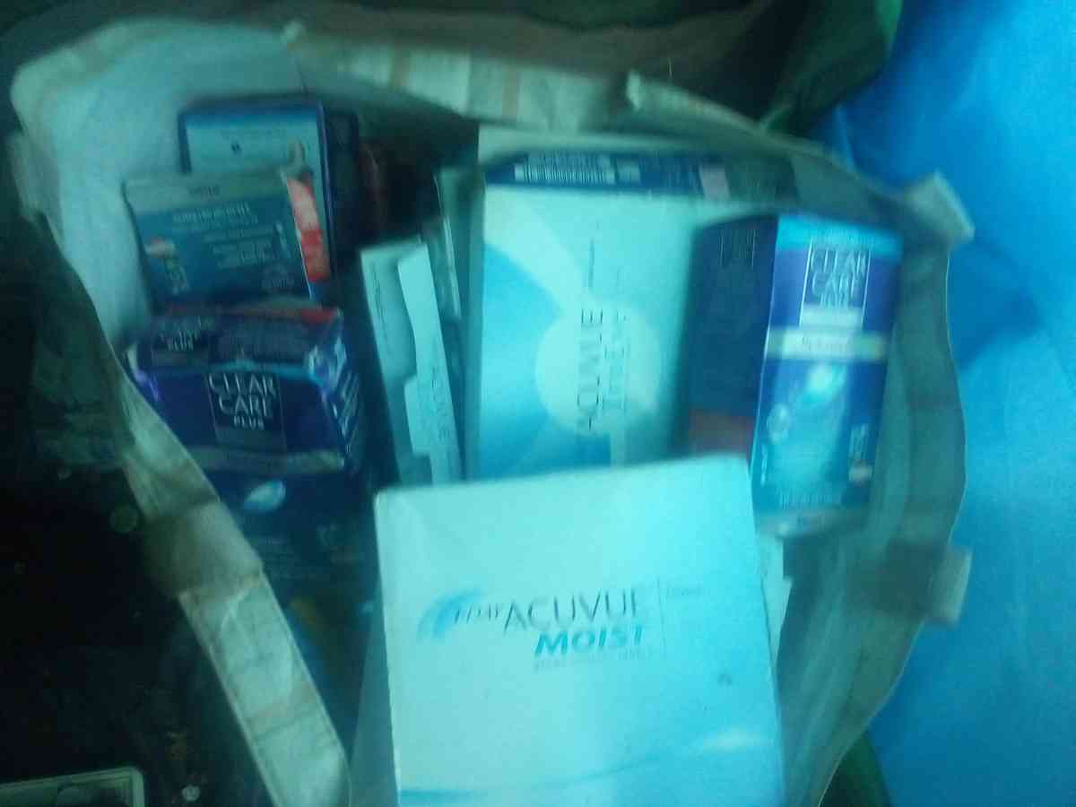 contacts anyone - Eureka, California