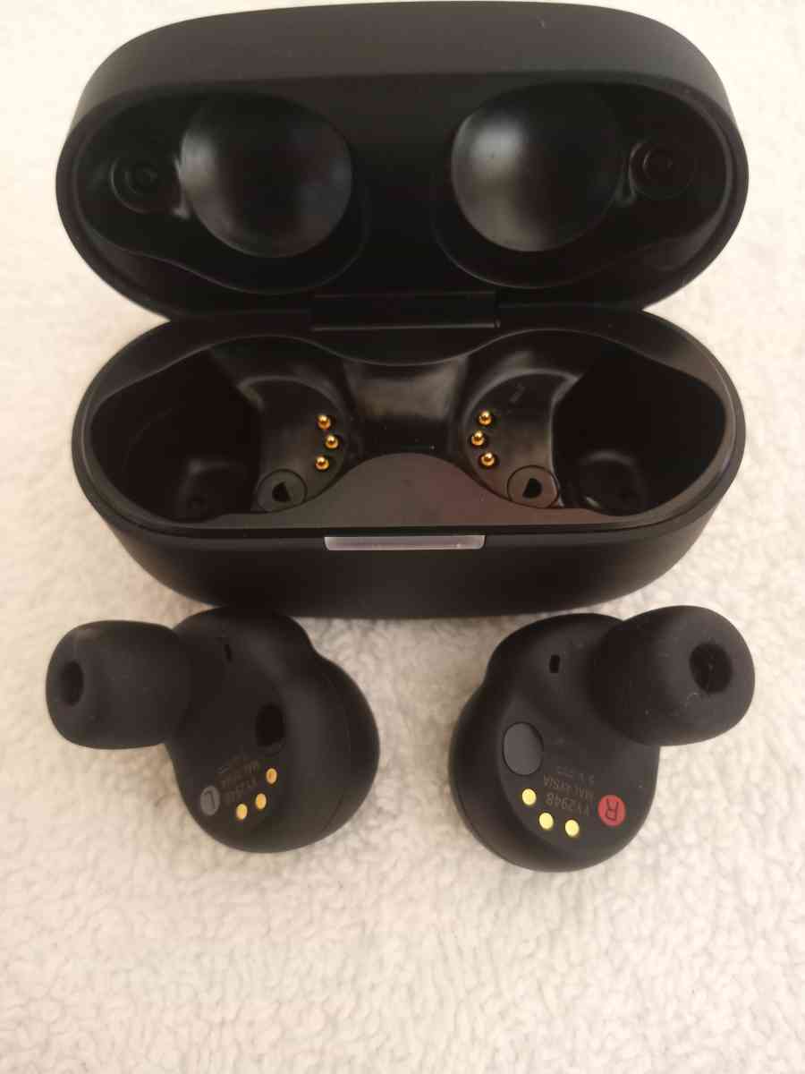 SONY EARBUDS - Arlington, Texas - FleaMarketBay