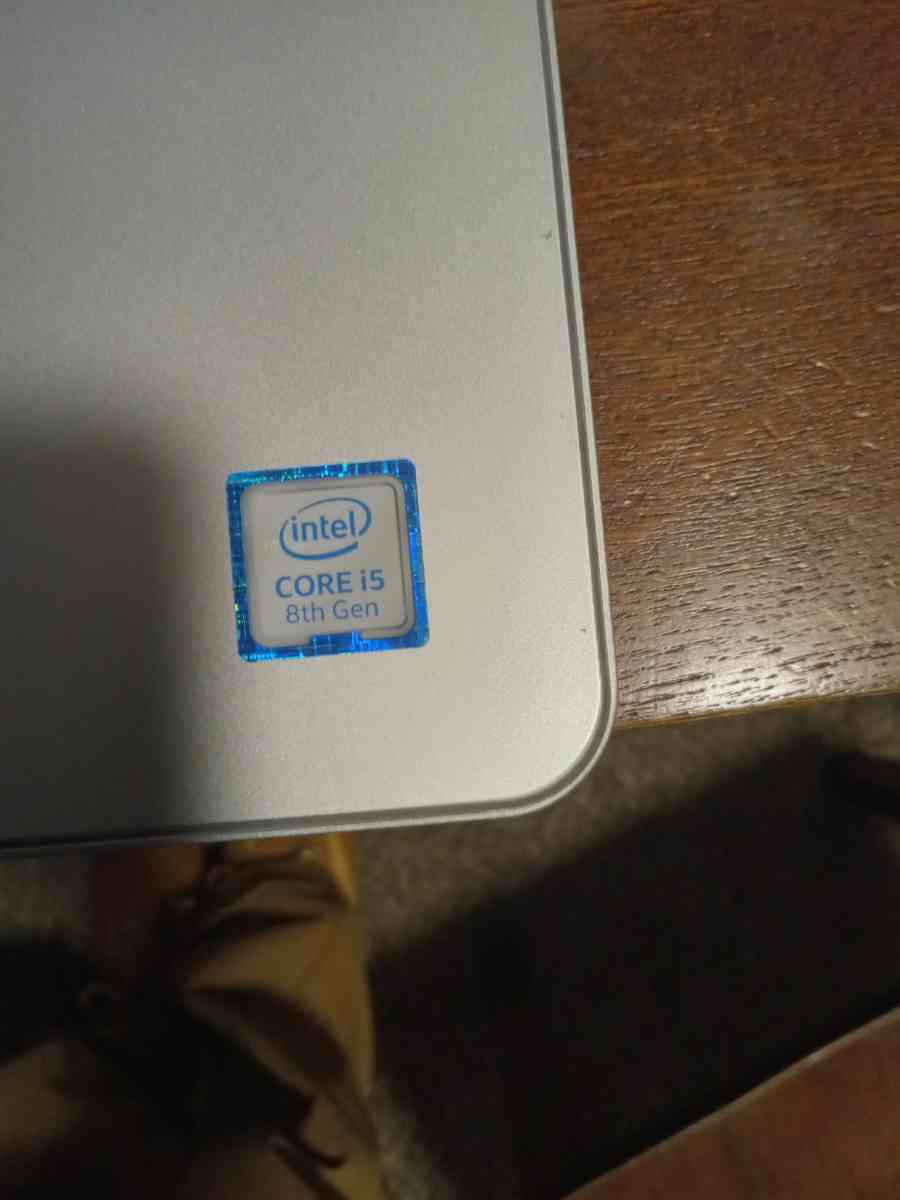 dell inspiron 15 5584 i5 processor 8th generation - Wichita, Kansas - FleaMarketBay