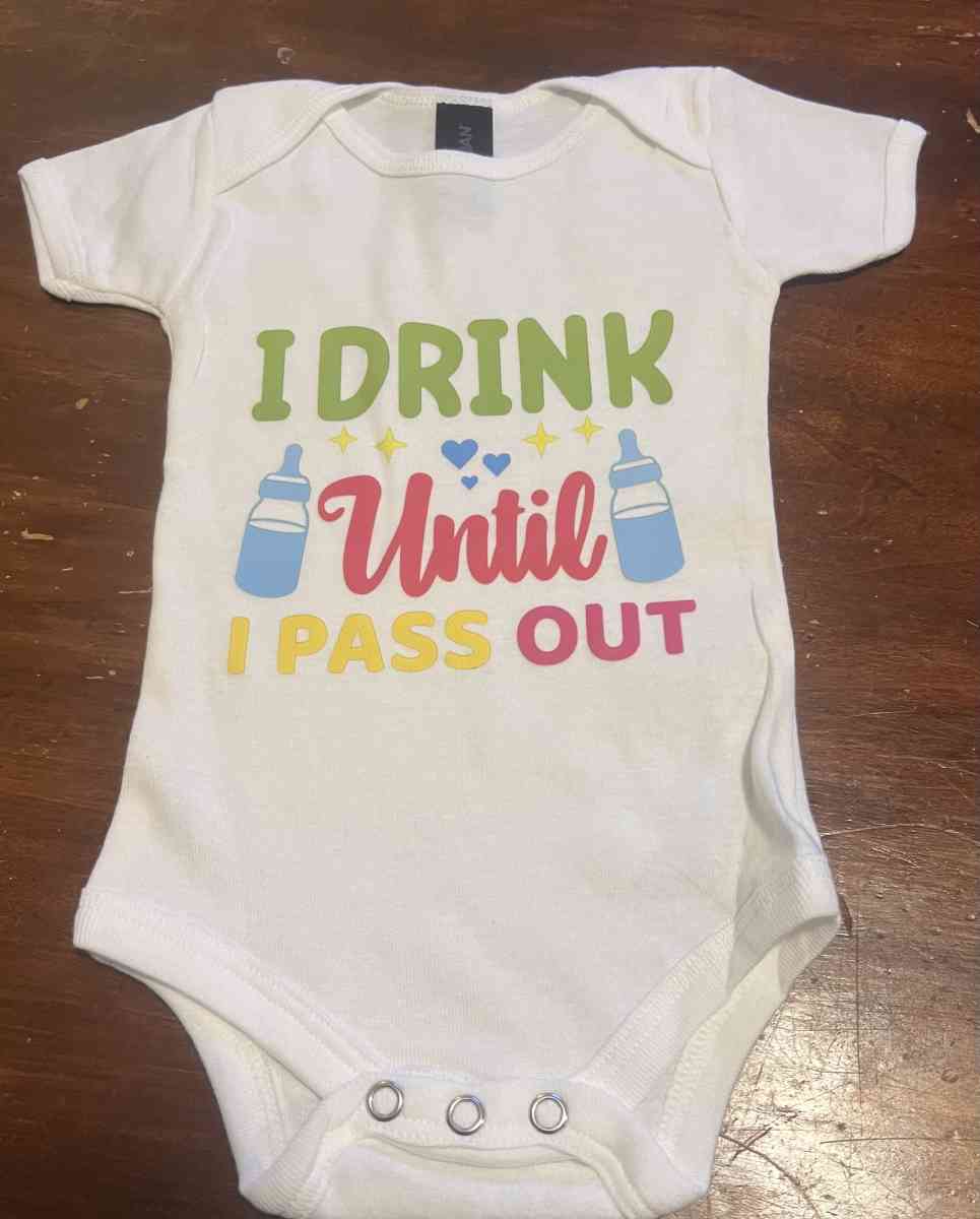 toddler shirts and baby onesies - Twin City, Georgia - FleaMarketBay
