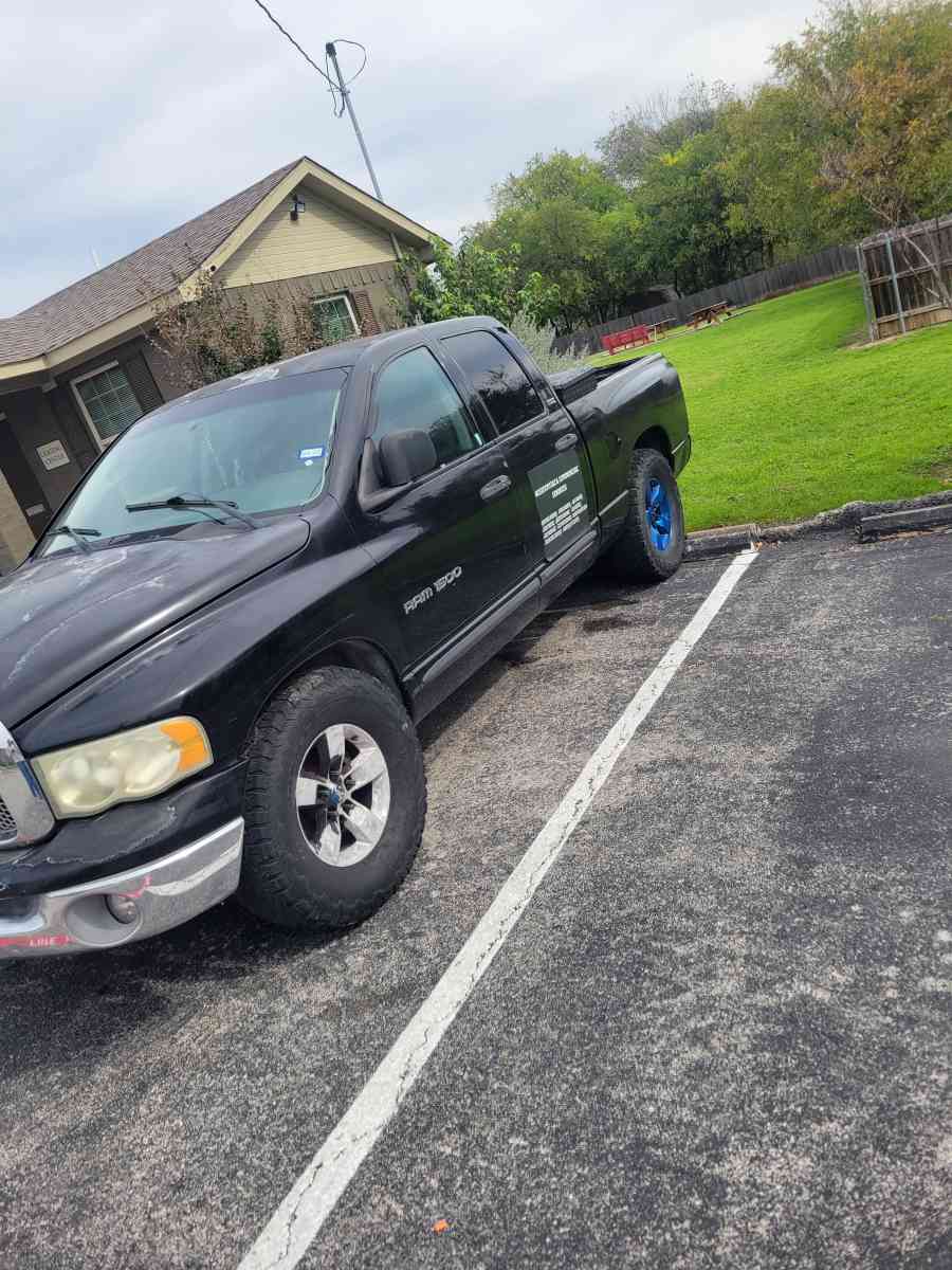 2002 dodge ram 1500 47l parts truck - Abilene, Texas - FleaMarketBay