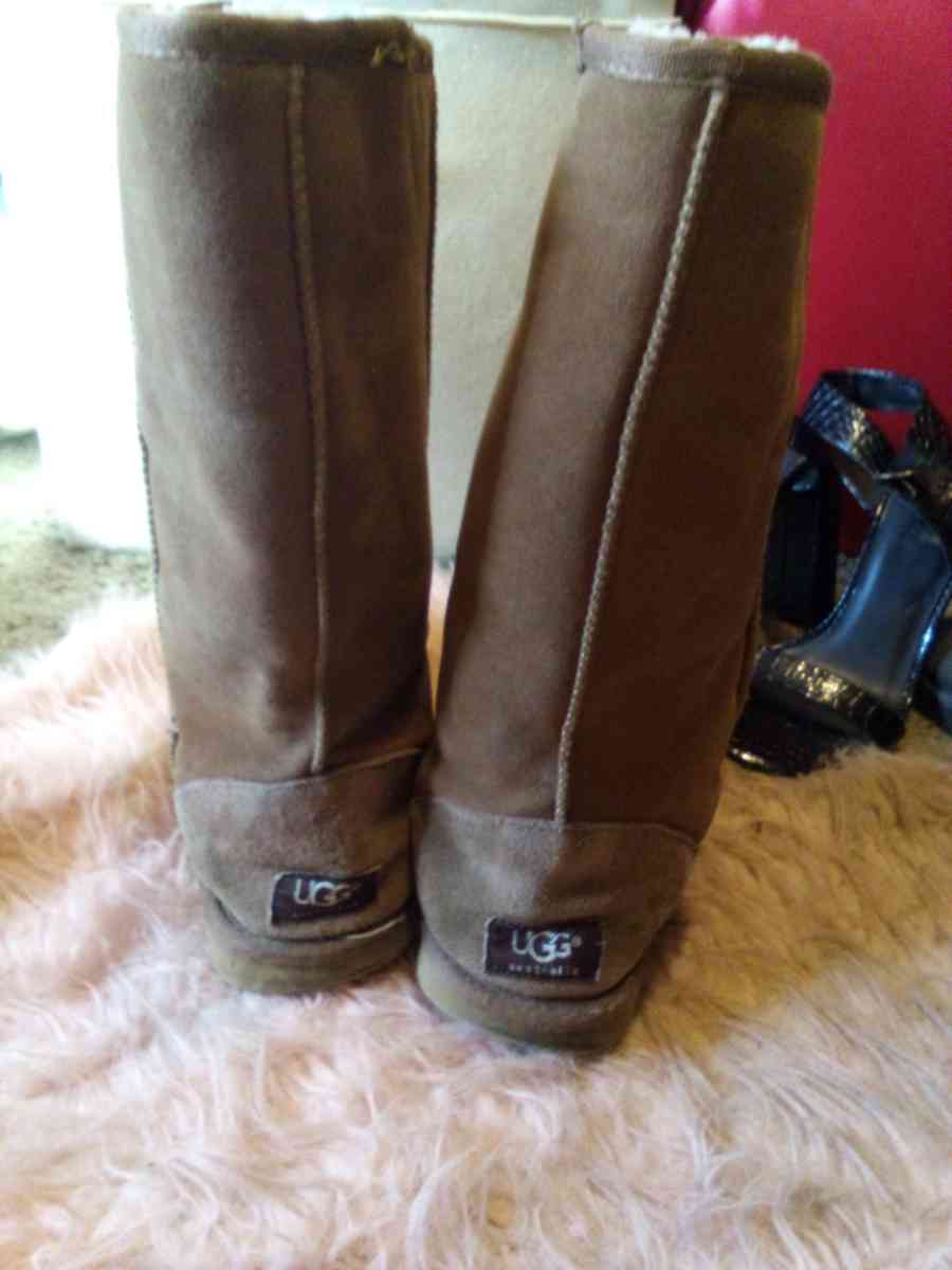 clothes shoes and bags - Chattanooga, Tennessee - FleaMarketBay