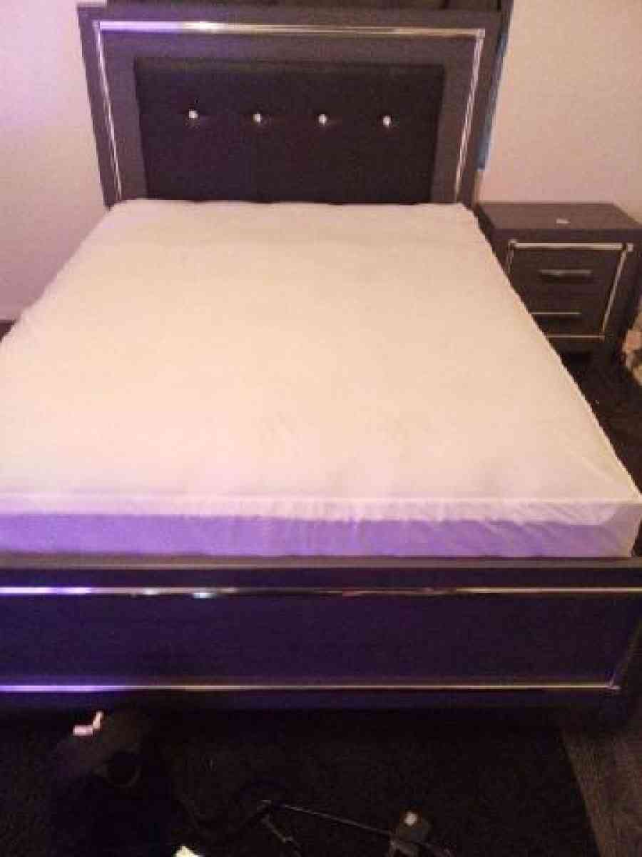 3 piece bedroom set - North Las Vegas, Nevada