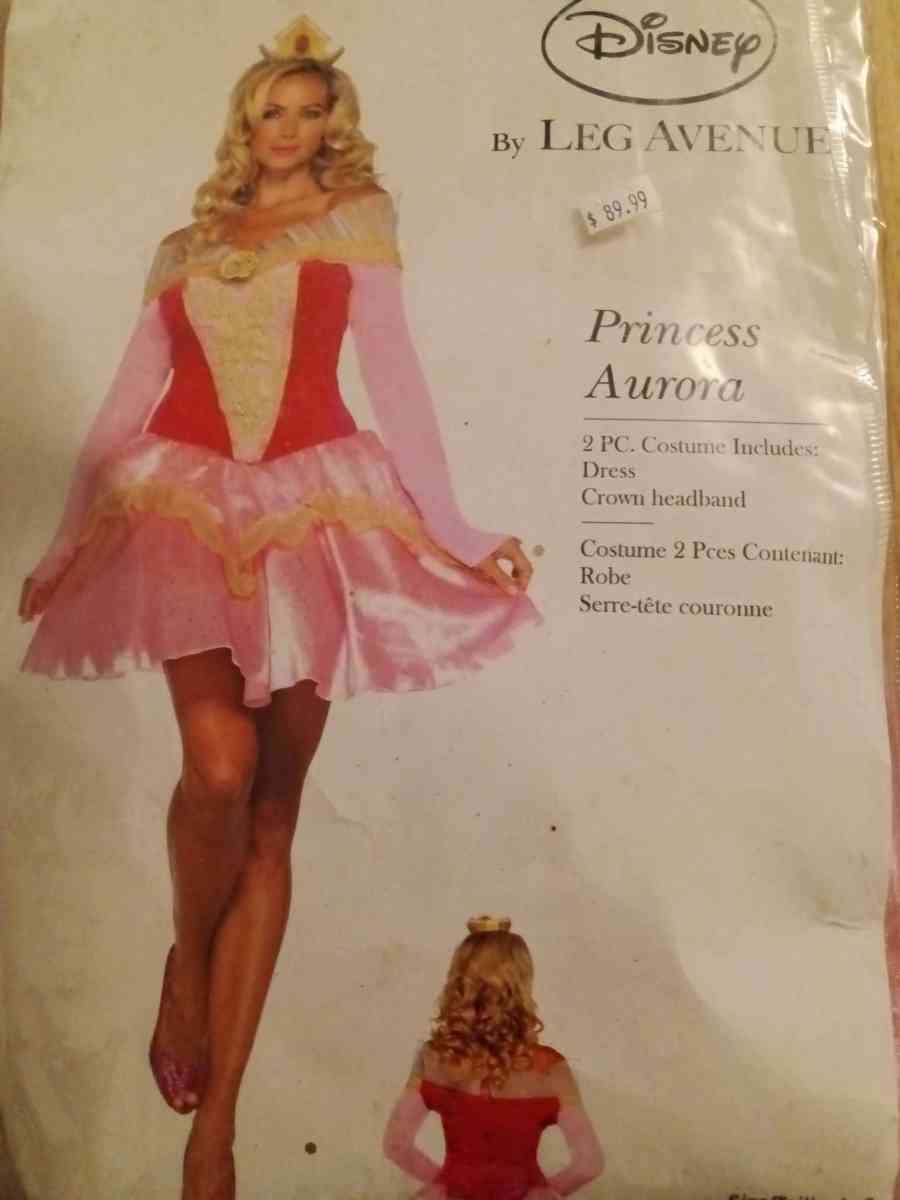 costumes - Largo, Florida - FleaMarketBay