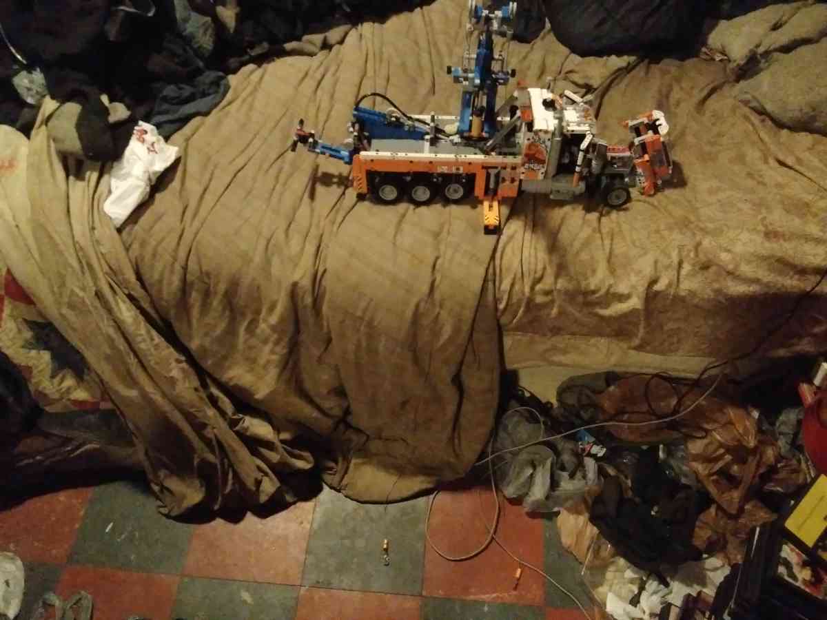 Lego tow truck - Adolph, Minnesota - FleaMarketBay