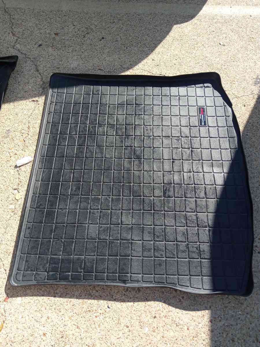 ALL WEATHER FLOOR MATS    EDGE - Arlington, Texas - FleaMarketBay