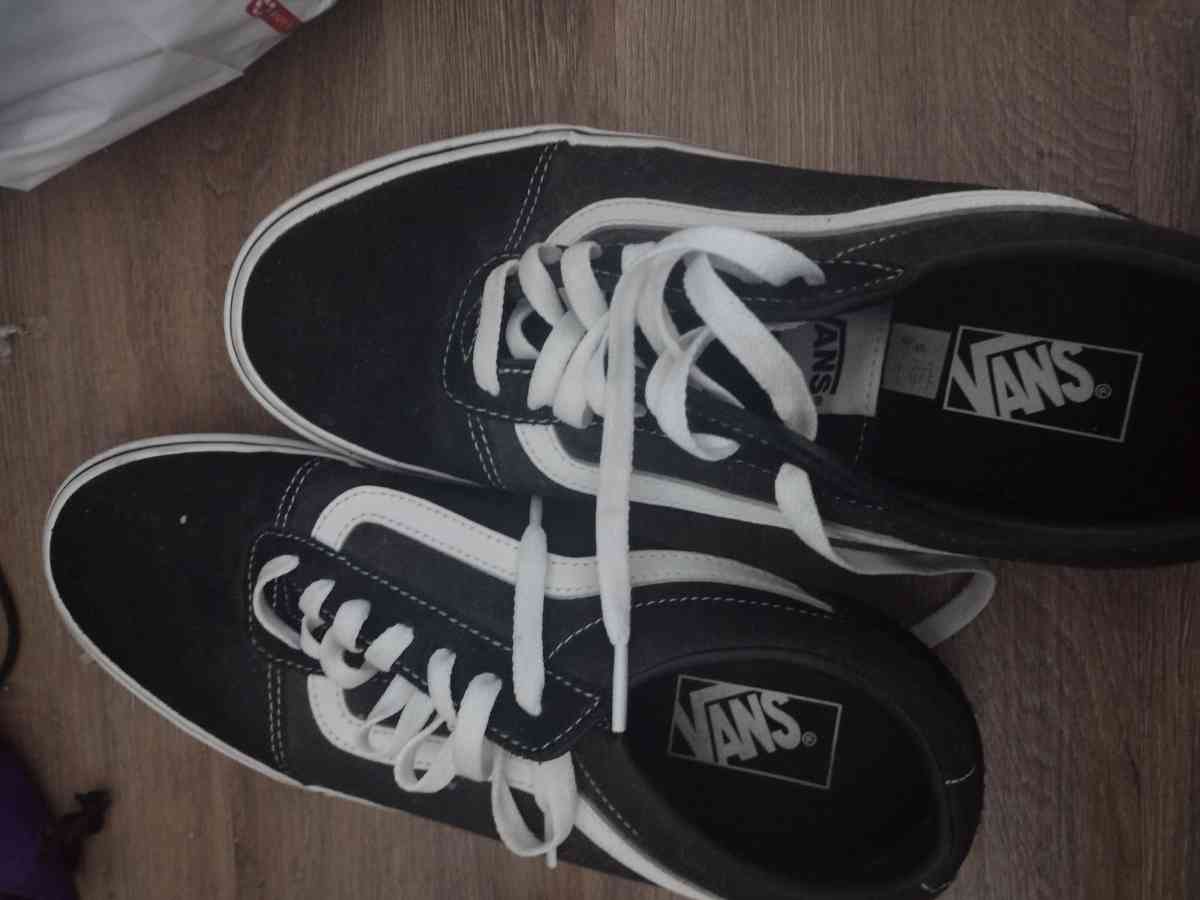 vans shoe - Hemet, California