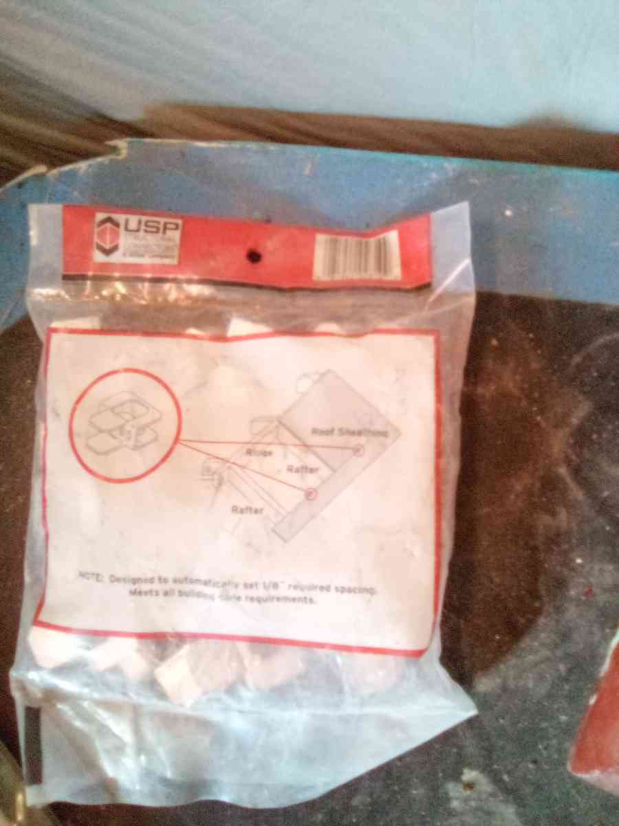 tools and pvc stuff - Grandfalls, Texas - FleaMarketBay