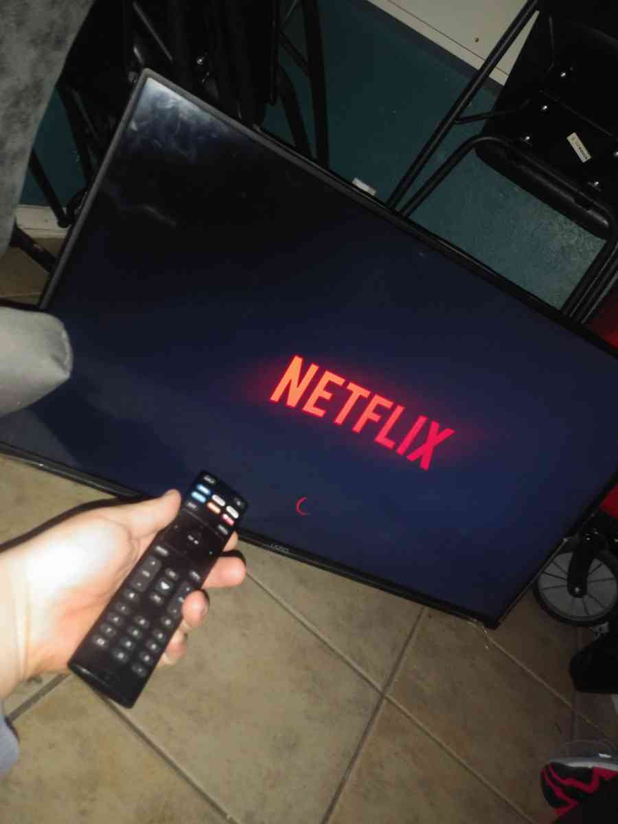 40inch tv with adjustable mount on the tv - Garland, Texas