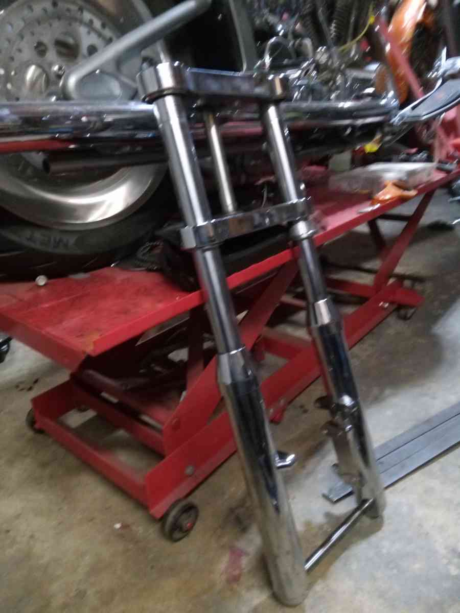 wide gluid front end brand new fits most Harley Davidson - San Antonio, Texas - FleaMarketBay