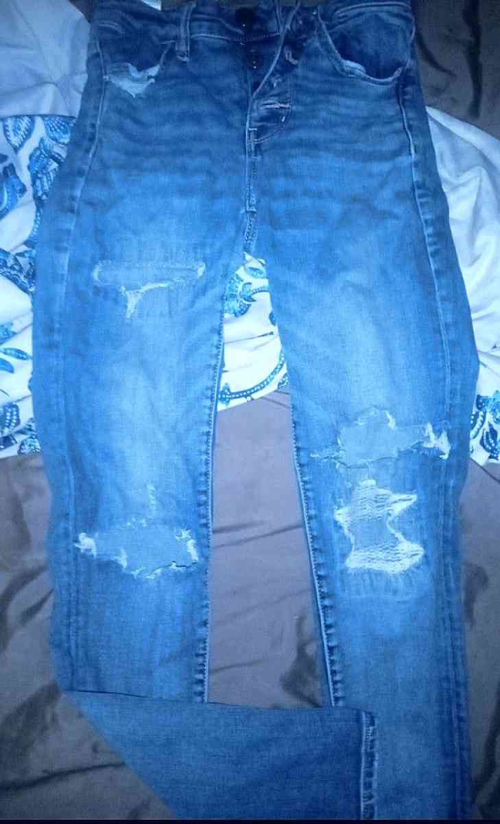 American eagle size 2 - Cleveland, Tennessee - FleaMarketBay