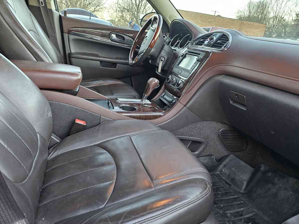 Buick enclave - Charlotte, North Carolina - FleaMarketBay