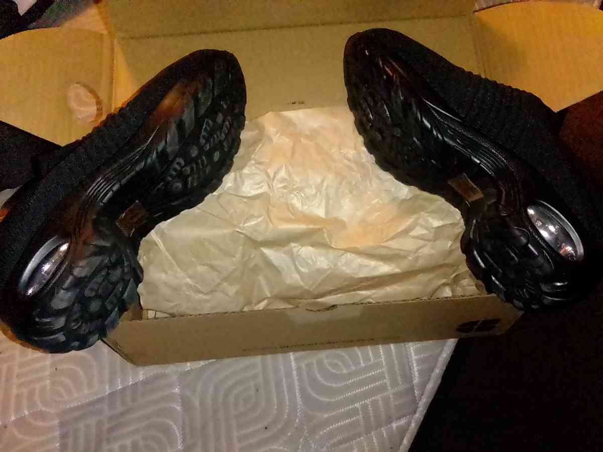 brand New womans  black slip on shoes size 9 - Irving, Texas