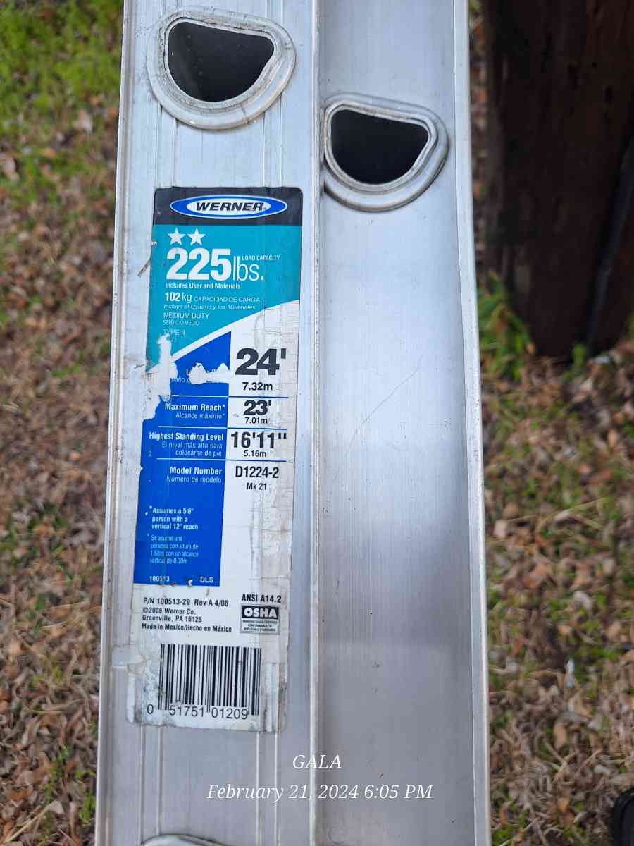 Warner aluminum 24 ft ladder - Austin, Texas - FleaMarketBay