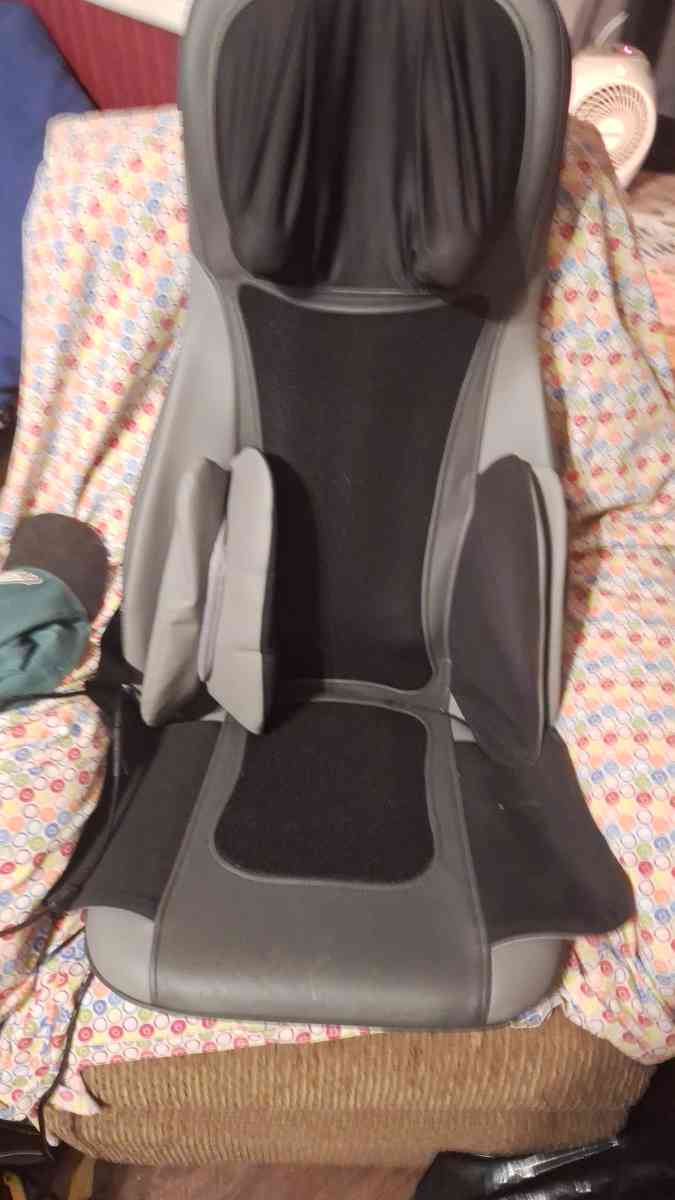 massage chair - Dauphin, Pennsylvania