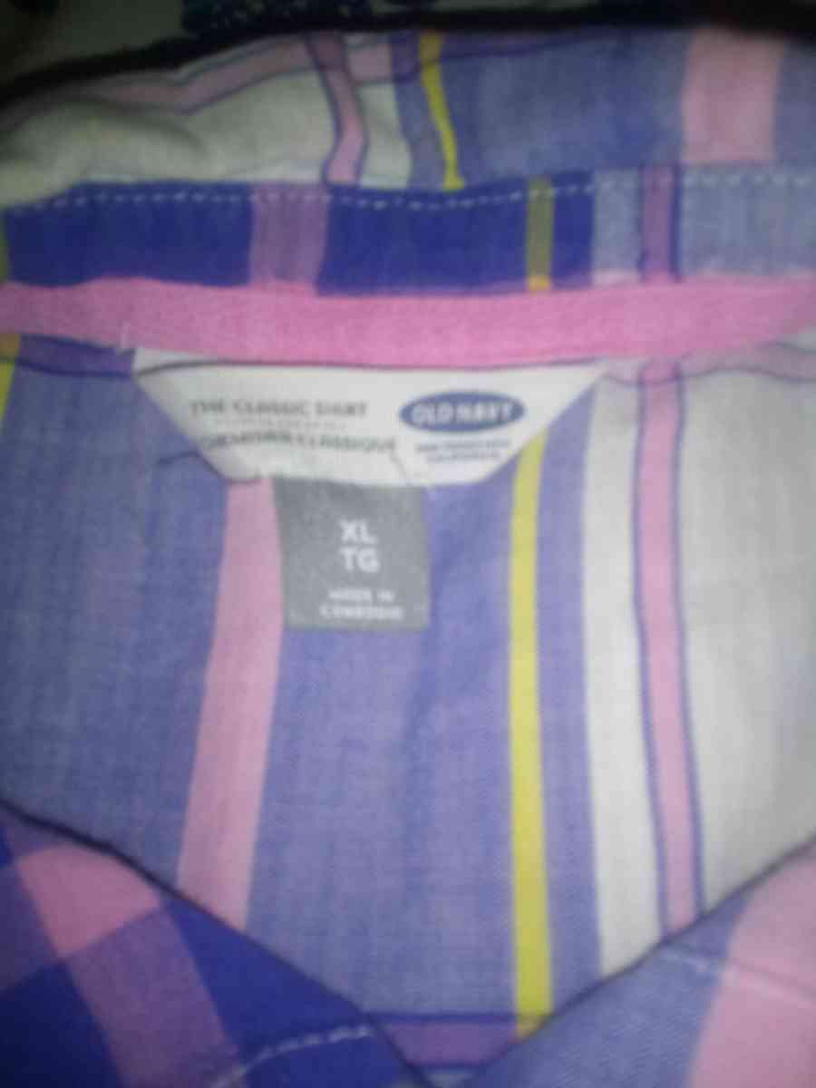 old Navy size x large - Cleveland, Tennessee - FleaMarketBay