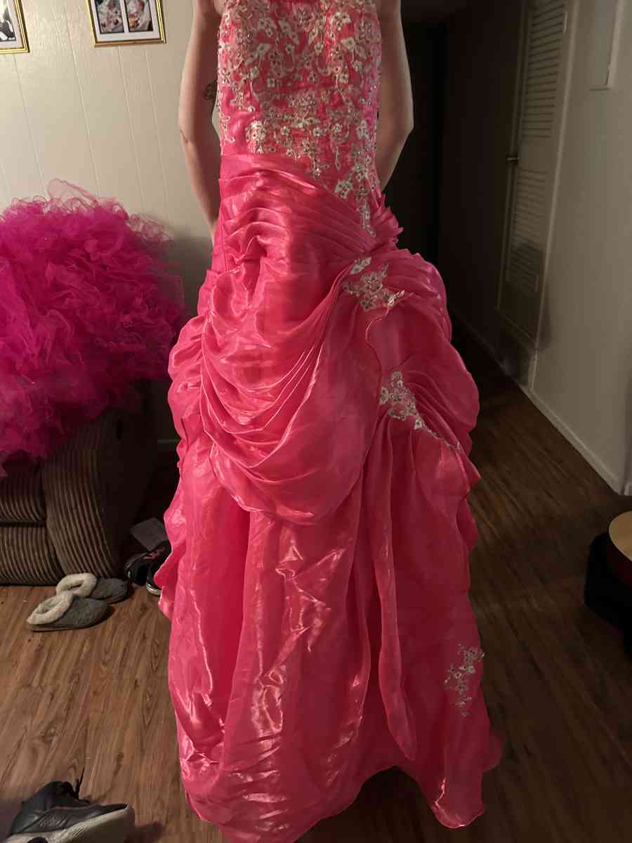 Pink Dress For Sale - Lubbock, Texas - FleaMarketBay