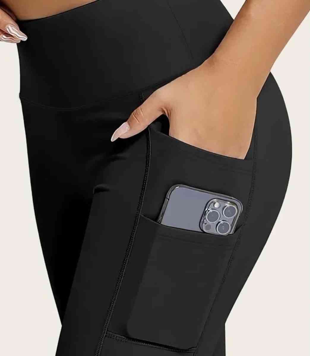 brand new black leggings - Buda, Texas