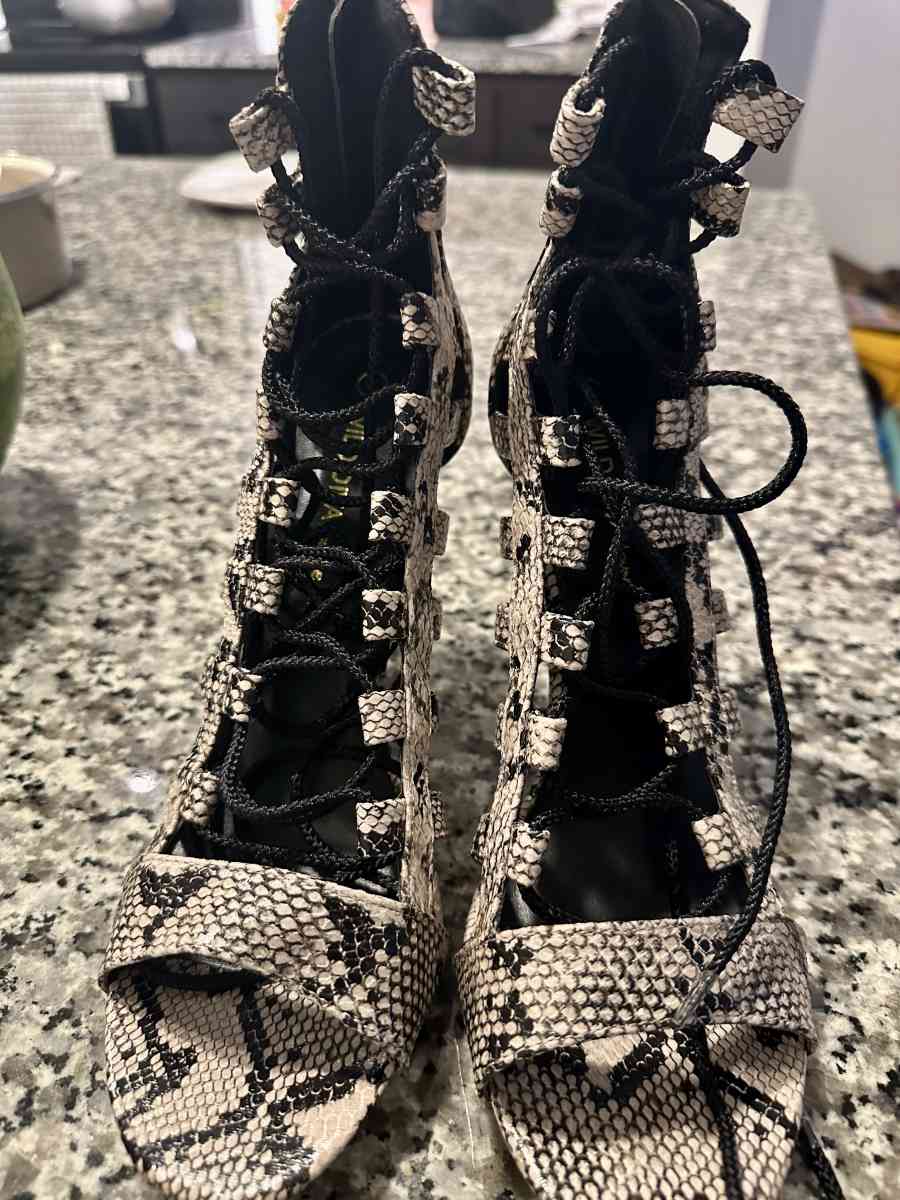 womens high heels - Jacksonville, Florida - FleaMarketBay