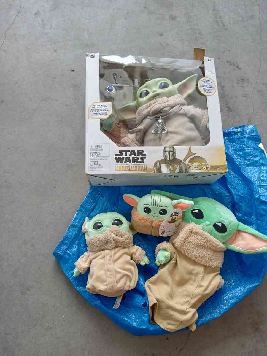 the Star wars the Mandalorian and 3 extras new - Folsom, California - FleaMarketBay
