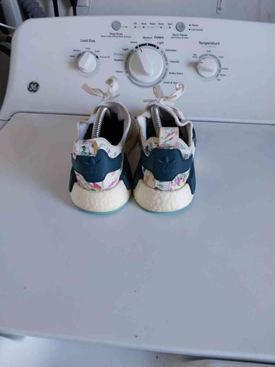 Adidas nmd water color - Mount Orab, Ohio - FleaMarketBay