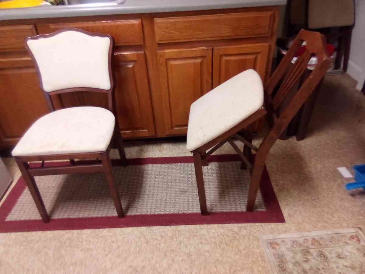 kitchen table set real Wood 5 chairs included - Mid Florida, Florida - FleaMarketBay