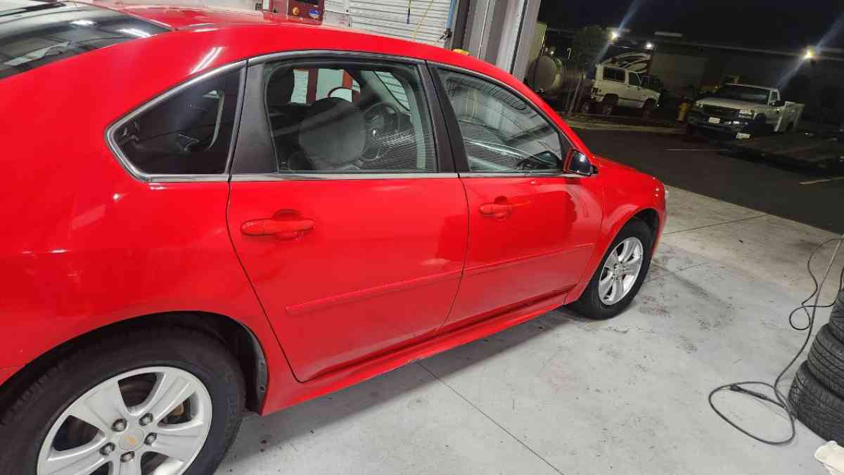 2013 chevy Impala - Modesto, California - FleaMarketBay