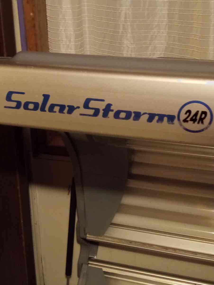 32 Bulb Solar Storm Tanning Bed - Cannon, Kentucky - FleaMarketBay