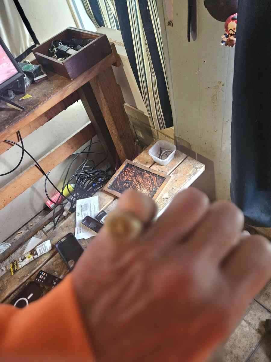 18 k 120ish yr old bicentennial ring 50 diamonds - Abilene, Texas - FleaMarketBay