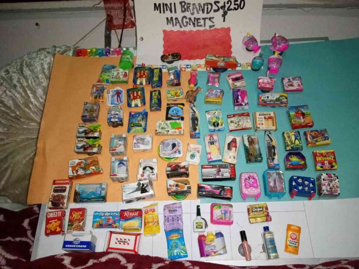 Girls and Womens Jewelry and Magnets - Newberg, Oregon - FleaMarketBay