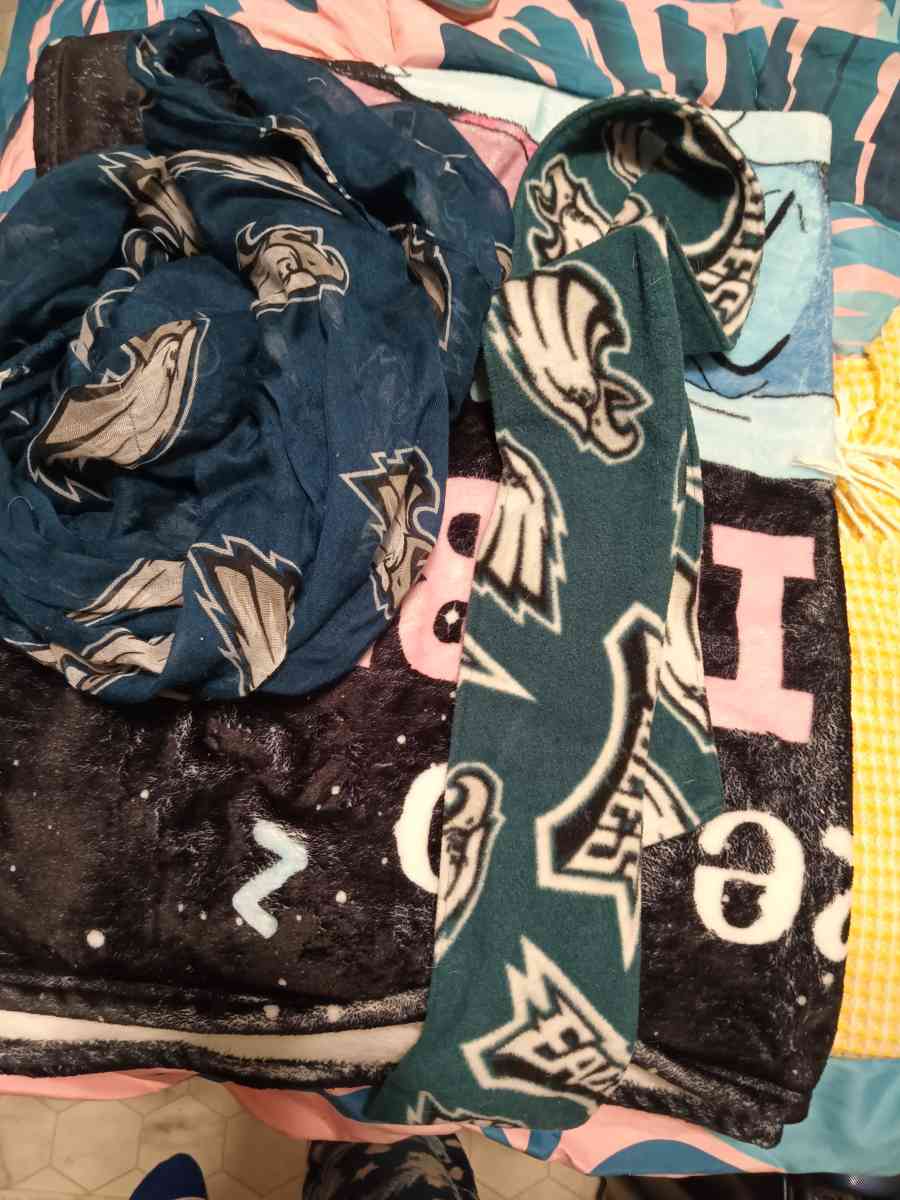 eagles scarves - Warriors Mark, Pennsylvania