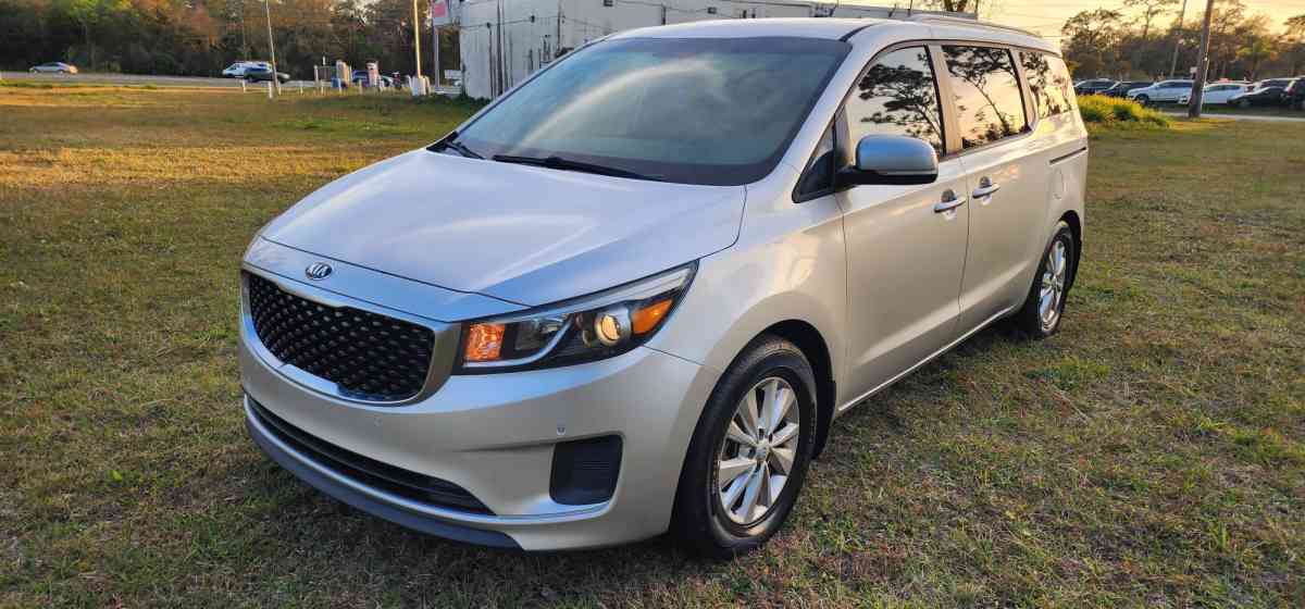 kia Sedona 2017 - Orlando, Florida