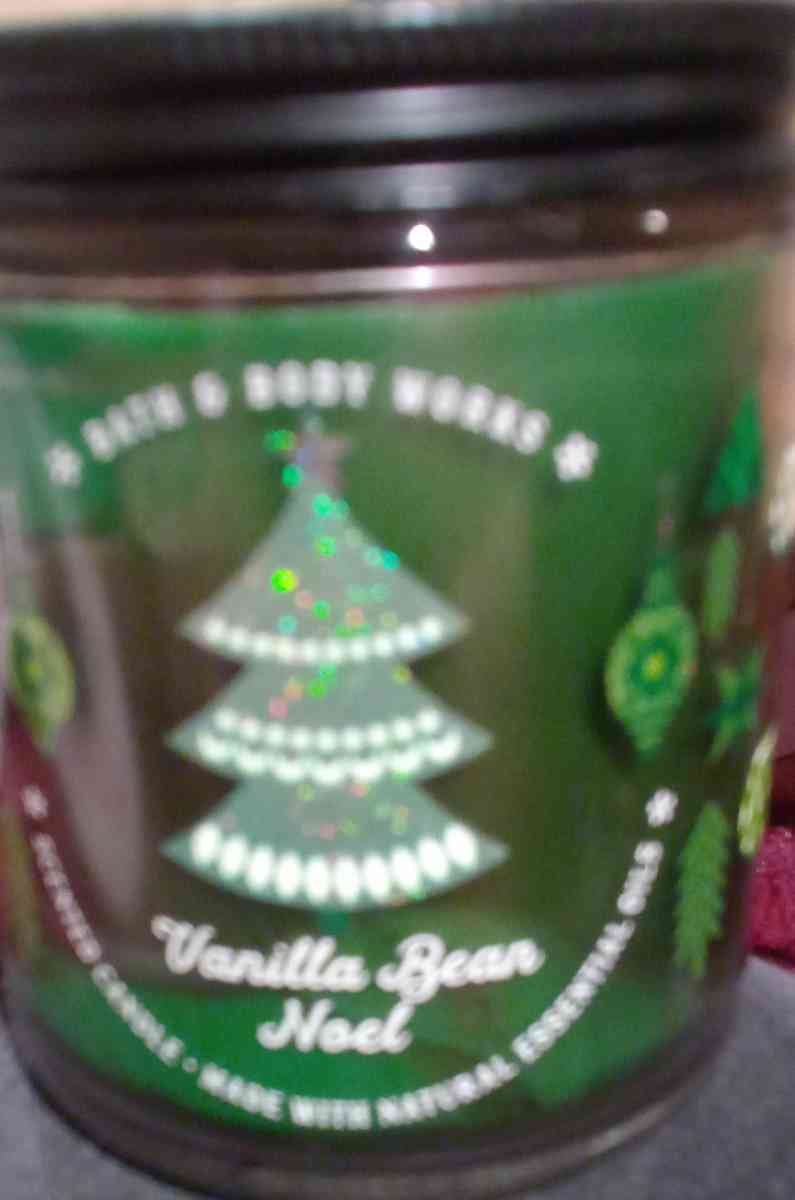 FRAGRANCE DIFFERENTS KINDA CANDLES - San Bernardino, California