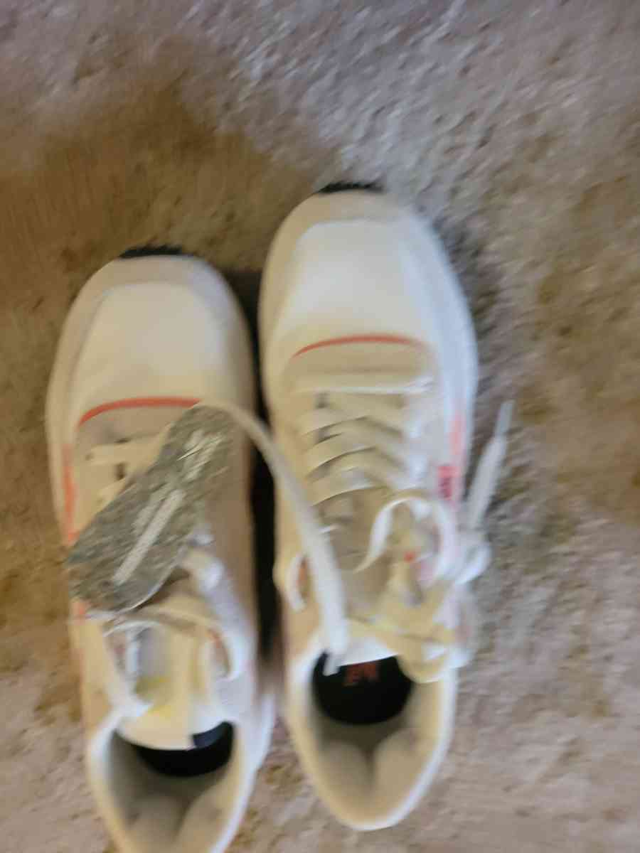 Rebook womens  running shoes - Morgan Hill, California - FleaMarketBay