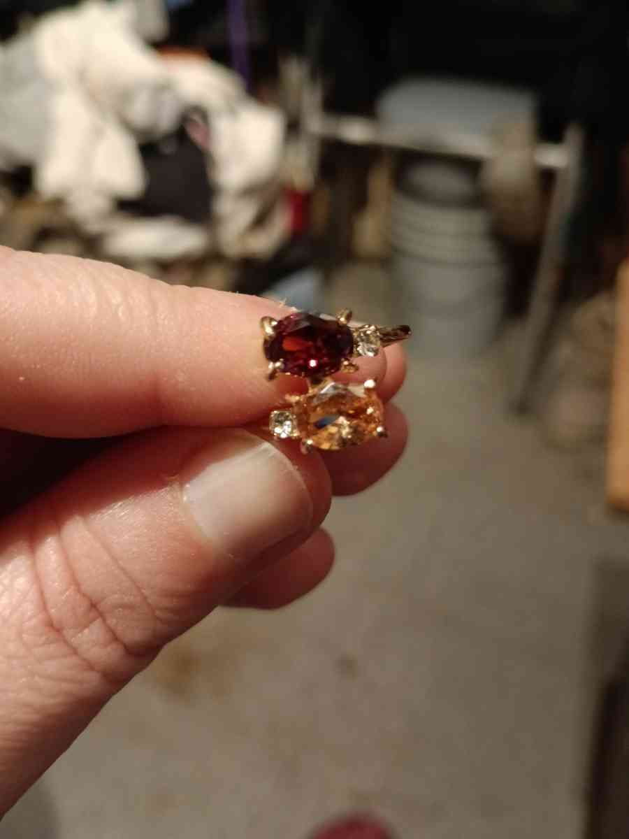 Ladys Rings - Lake City, Florida - FleaMarketBay