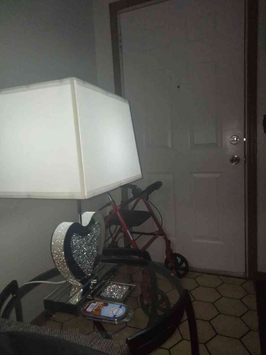 2 diamond crushed lamps new - Oklahoma City, Oklahoma - FleaMarketBay