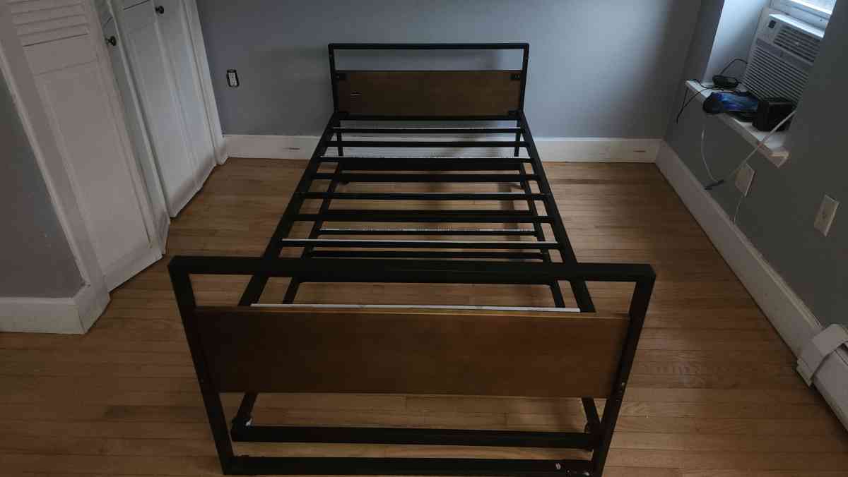 Twin Bamboo Wood Antique Metal Daybed with Trundle - Brooklyn, New York - FleaMarketBay