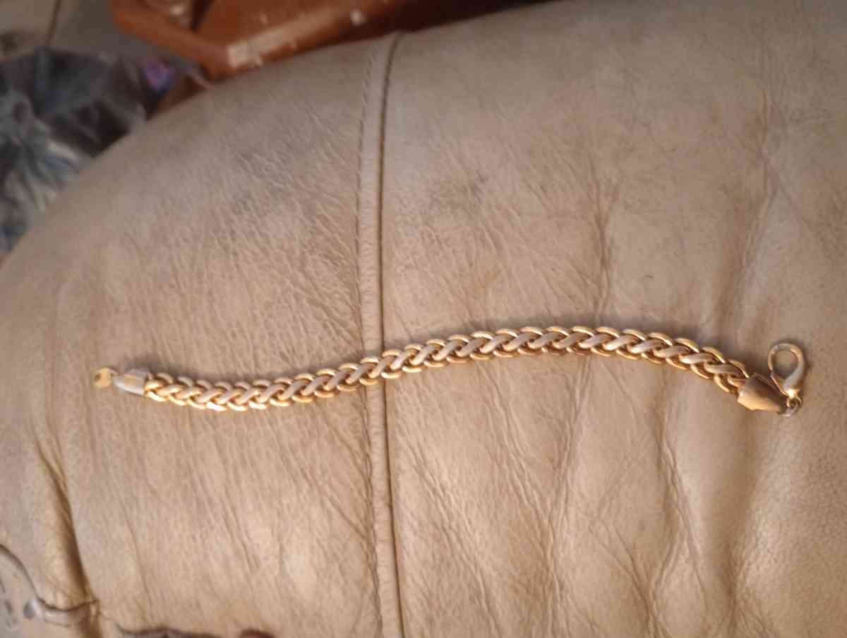 both bracelets one is like a goldfish and another one is lik - Freeland, Pennsylvania - FleaMarketBay