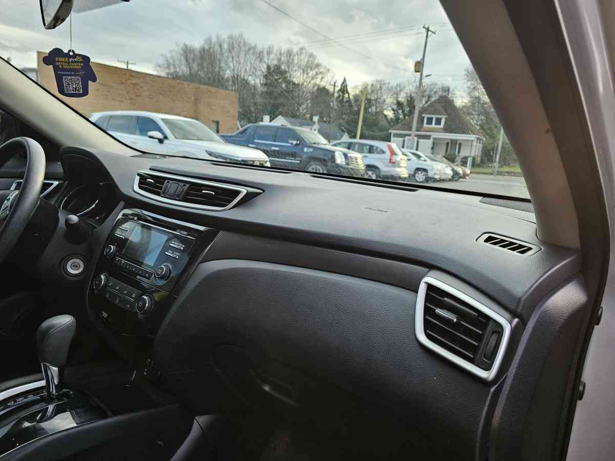 Nissan Rogu - Concord, North Carolina - FleaMarketBay